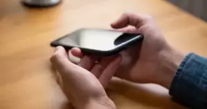 Paano I-optimize ang Sensitivity at HUD Settings sa Mobile FPS para sa Mas Tumpak na Aim
